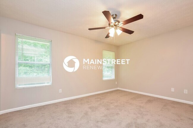 Building Photo - 3 Bedroom Pet-Friendly Home in Lithonia, GA with Main Street Renewal