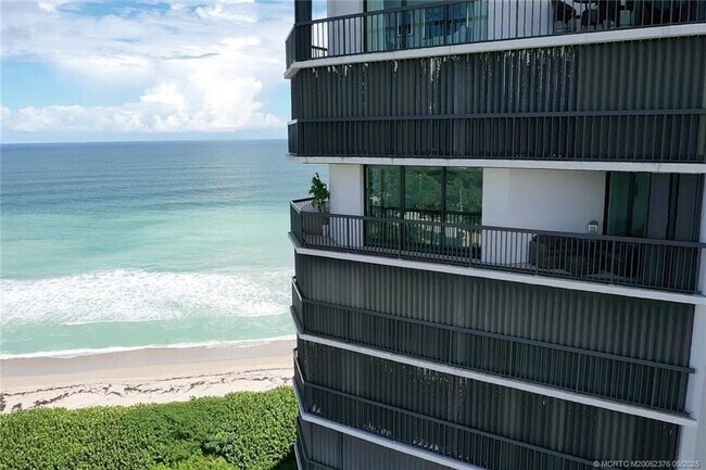 Building Photo - 8800 S Ocean Dr