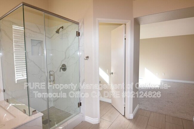 Building Photo - 45093 Corte Camellia