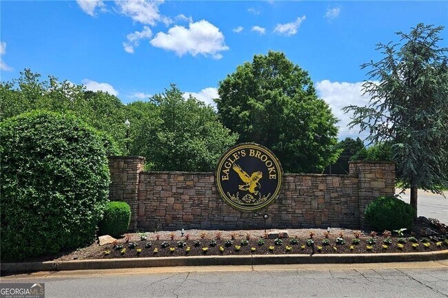 Building Photo - 1035 Eagles Brooke Dr