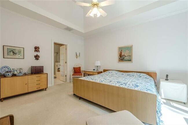 Building Photo - 322 Pebble Trail