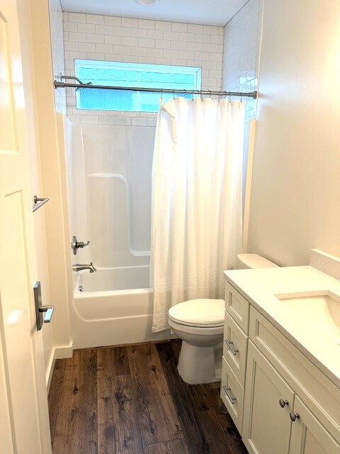 Building Photo - 3555 Sanctuary Dr