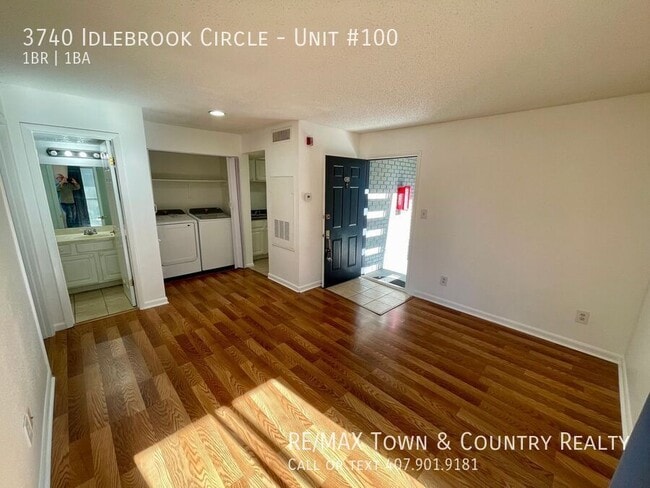 Building Photo - 3740 Idlebrook Cir