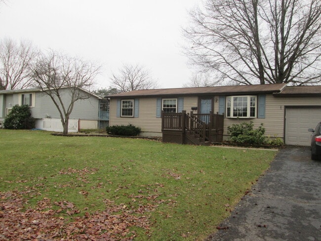 Primary Photo - 597 Aurora Dr
