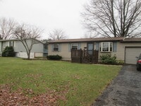 Building Photo - 597 Aurora Dr
