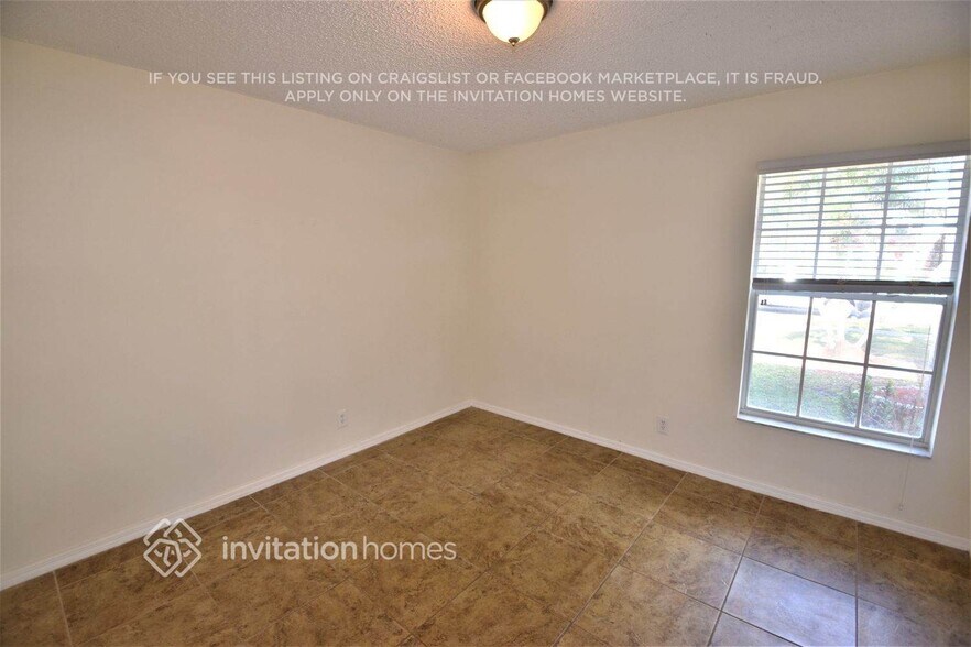 Building Photo - 9934 Pine Dust Ct