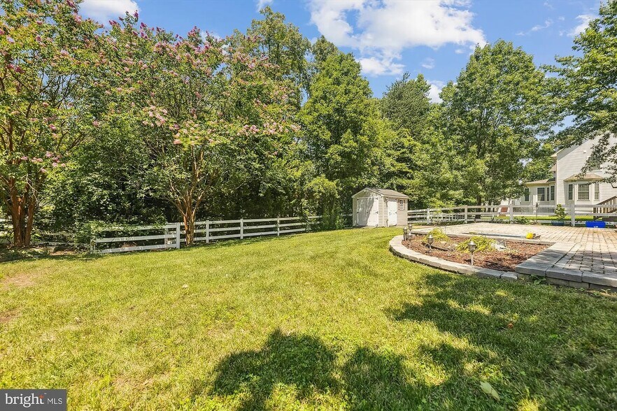 Building Photo - 5001 Edenvale Ct