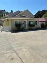 Building Photo - 139 S Solana Dr