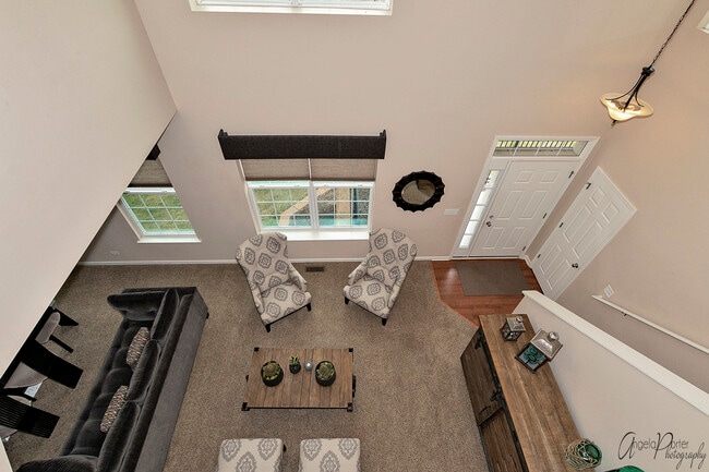 Building Photo - 9870 Williams Dr