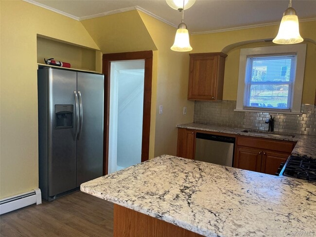 Building Photo - 50 Prospect St