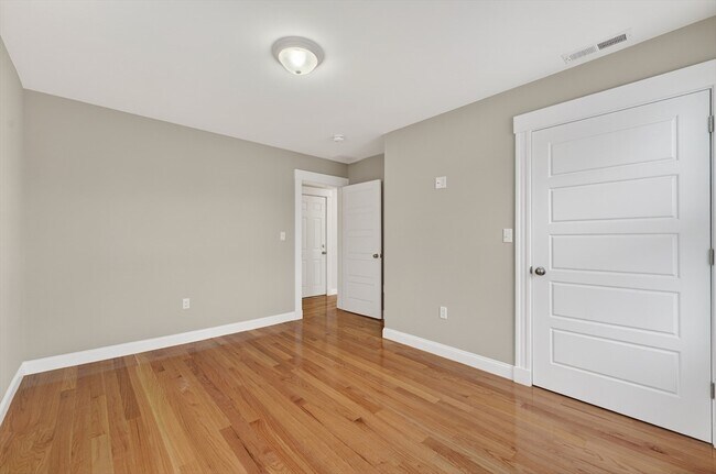 Building Photo - 42 Almont St