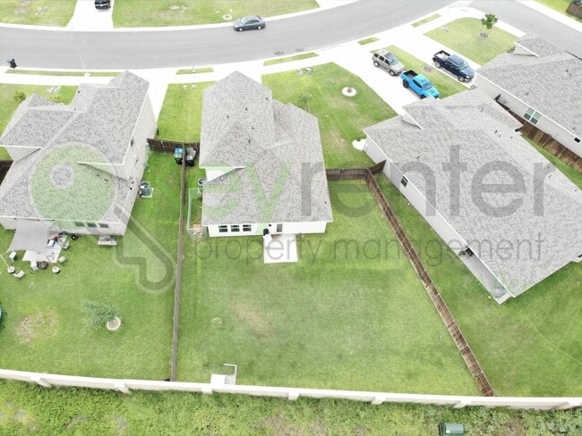 Building Photo - 5716 River Rd