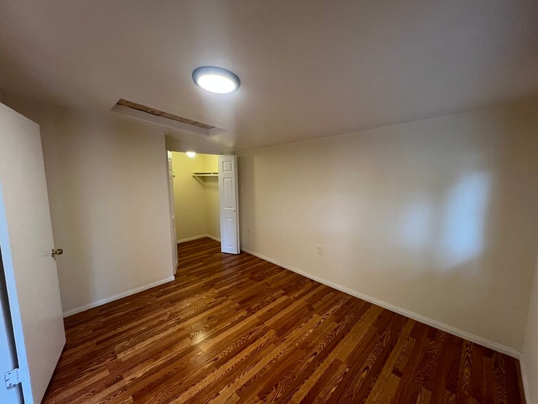 Building Photo - 2019 Cypress Ave