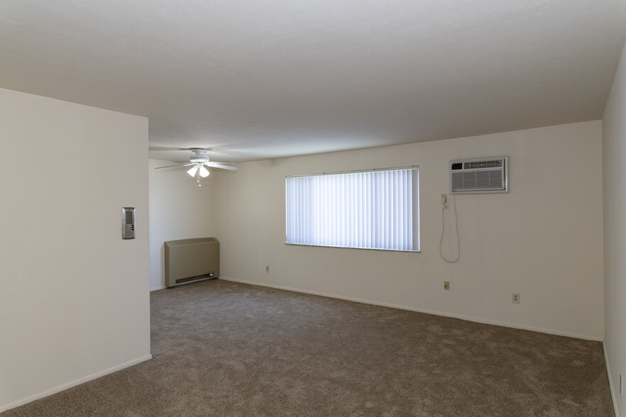 Mayland Manor Apartments 15751583 Mallard Dr Mayfield Heights OH