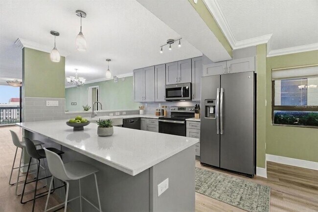 Building Photo - 2413 Bayshore Blvd