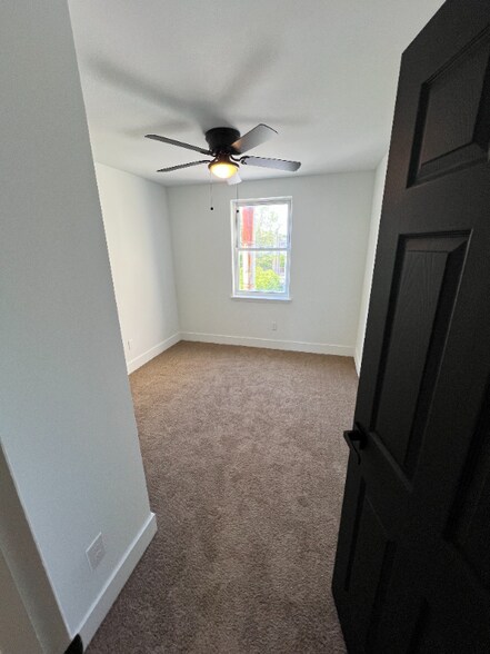 Building Photo - 1706 McCulloh St