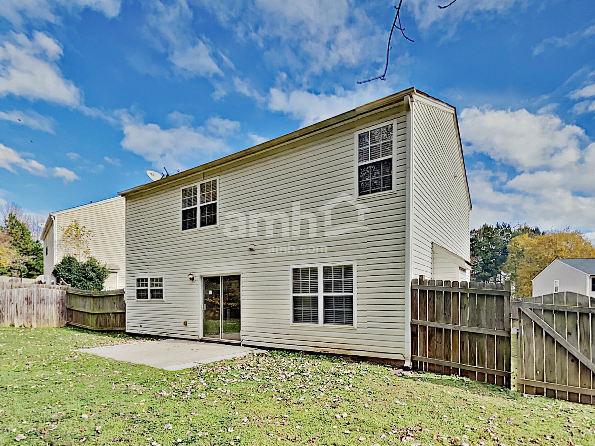 Building Photo - 329 Westminster Dr