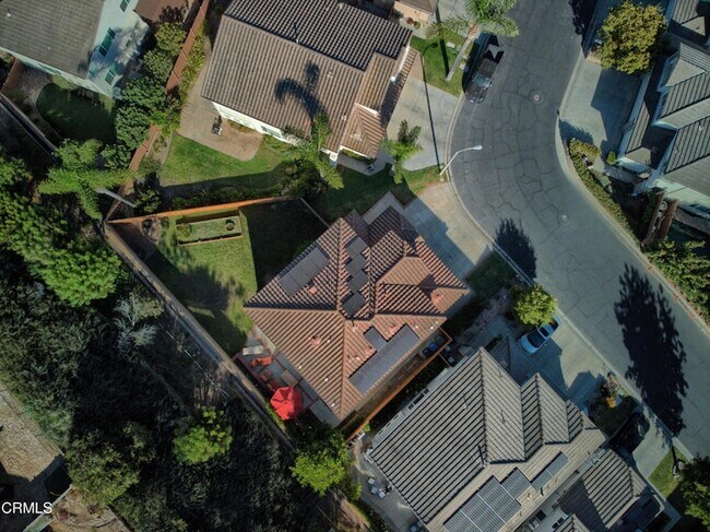 Building Photo - 3889 Angeline St