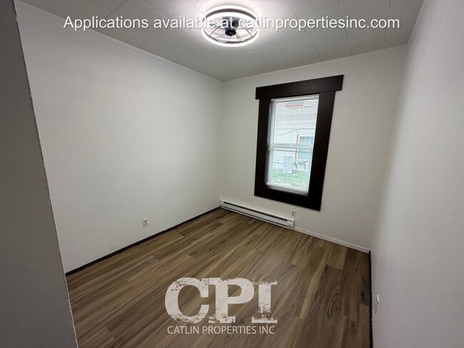 Building Photo - 1213 Ross Ave