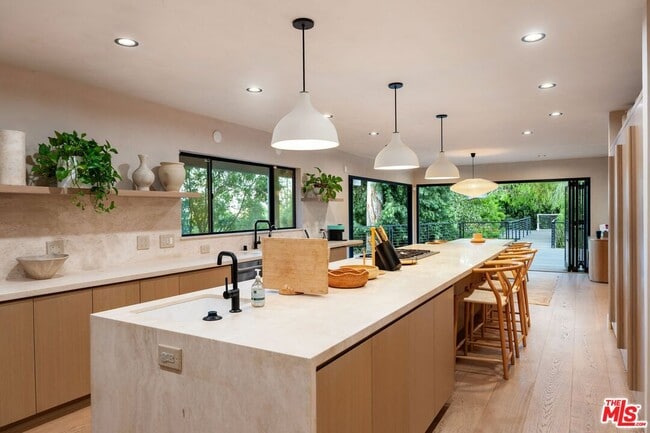 Building Photo - 3627 Woodhill Canyon Rd