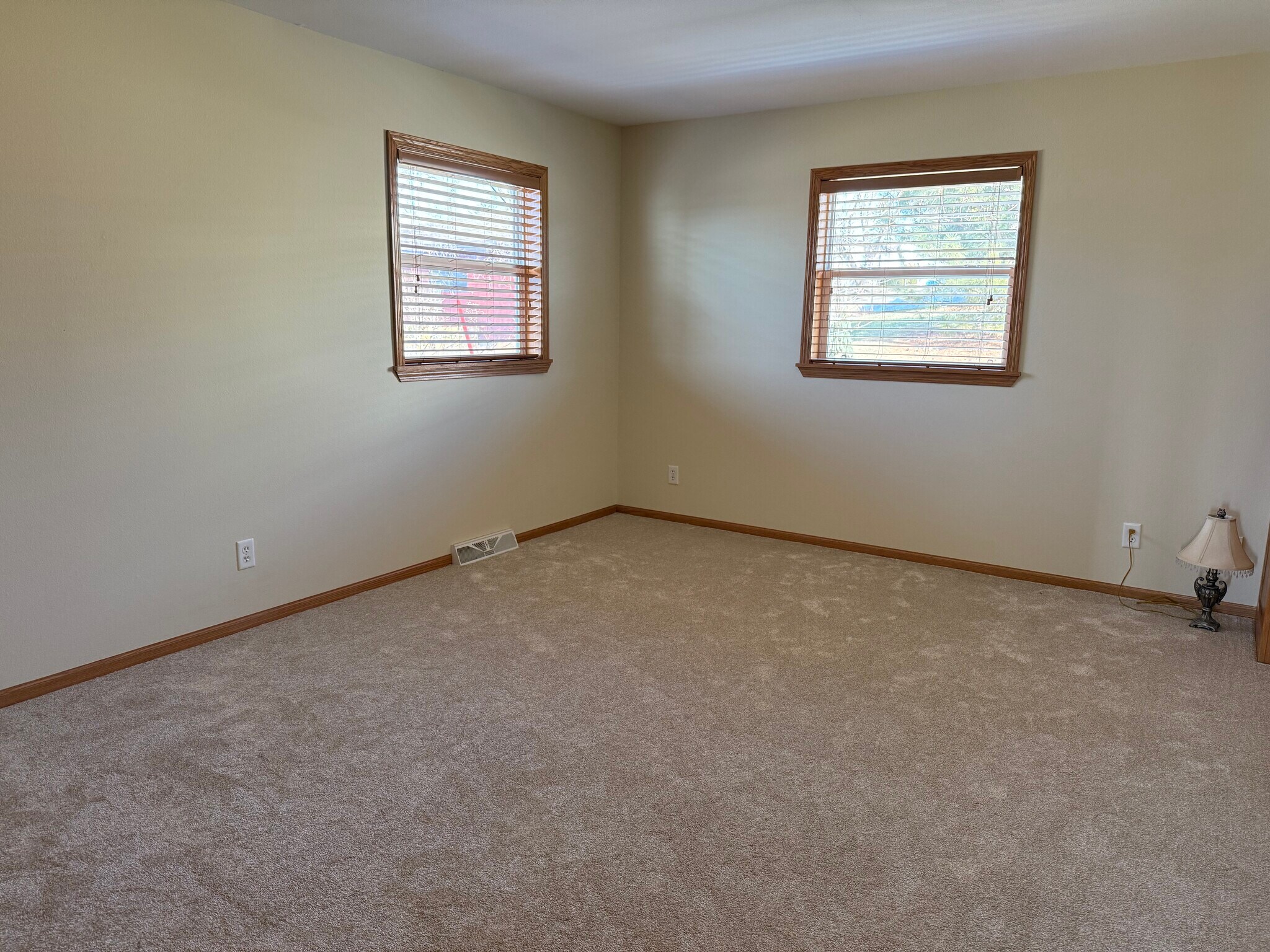 Building Photo - W9206 Ripley Rd