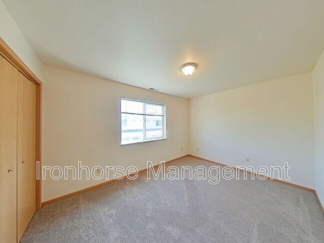 Building Photo - 2471 Wheeler Dr