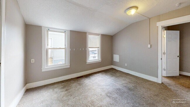 Building Photo - 6011 Pear Ave