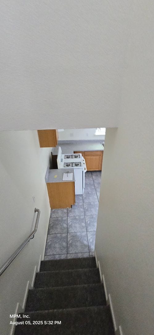 Building Photo - Cute 2 bedroom