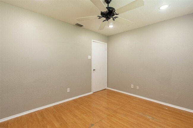 Building Photo - 902 Toyah Creek Ln