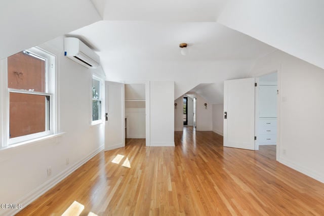 Building Photo - 1307 Lucile Ave