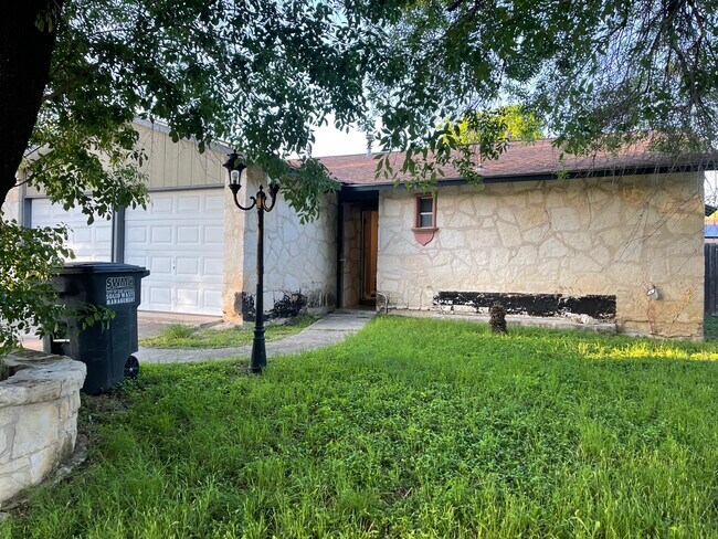 Building Photo - 4539 Guadalajara Dr