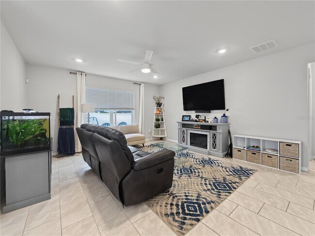 Building Photo - 1067 Michelangelo Ln