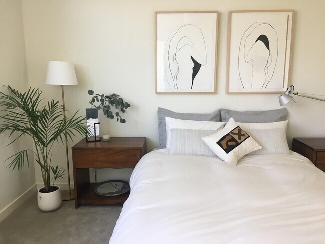 Building Photo - 4712 N Congress Ave