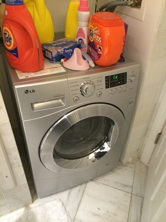 Building Photo - 174 Bolton St