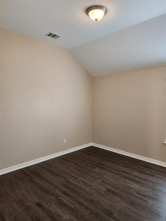 Building Photo - 13613 Glen Mark Dr