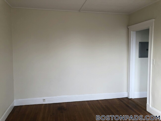 Building Photo - 1175 Boylston St