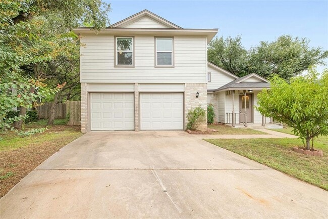 Primary Photo - 605 Wild Briar Cv