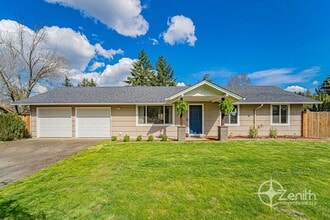 Building Photo - 1011 NE 82nd Ave