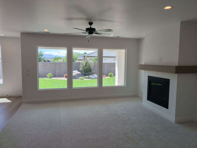 Building Photo - Newly Built, 5 Bedroom, 4 Bathroom Home in...