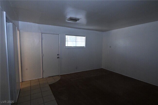 Building Photo - 2200 Marlin Ave
