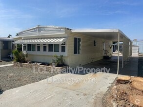 Building Photo - 650 San Jose Dr