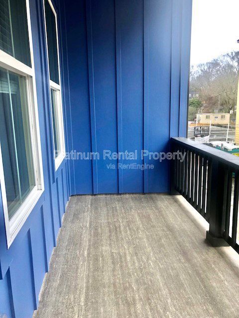 Building Photo - 146 Color Cir