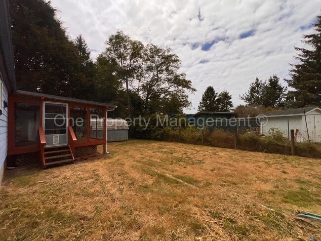 Building Photo - 24403 Gile Pl
