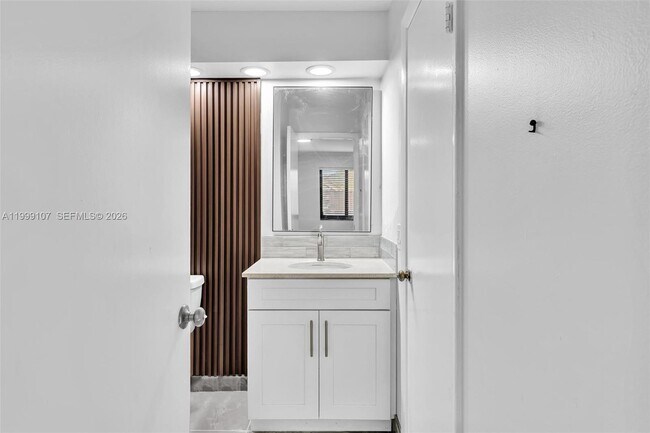 Building Photo - 17532 NW 61st Ct N