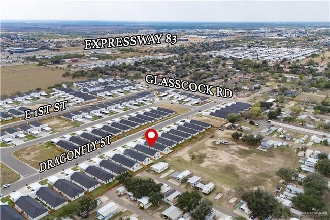 Building Photo - 28 Dragonfly St