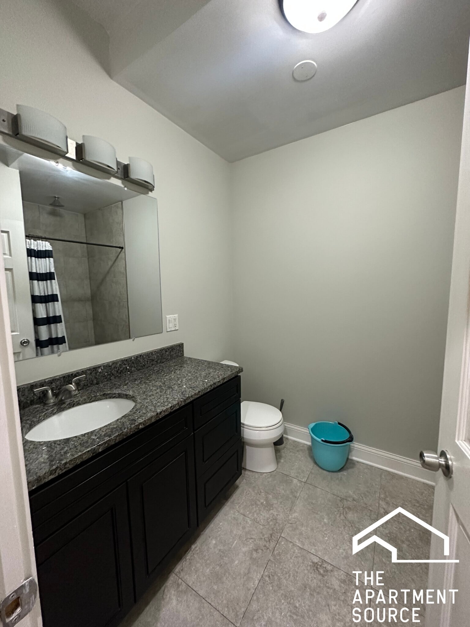 Building Photo - 4336 S Indiana Ave