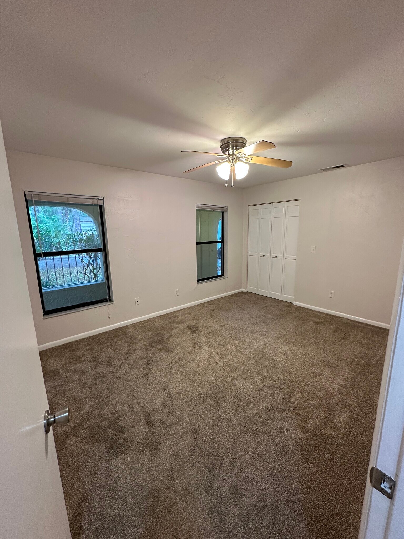 Building Photo - 1110 SW 19th Pl