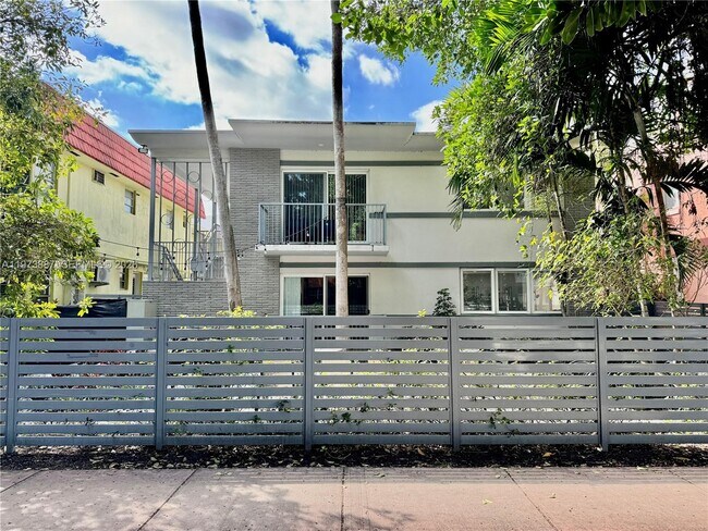 Building Photo - 740 Meridian Ave