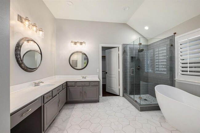 Building Photo - Spinnaker Bay Lane, Pearland, TX 77584 - 5...