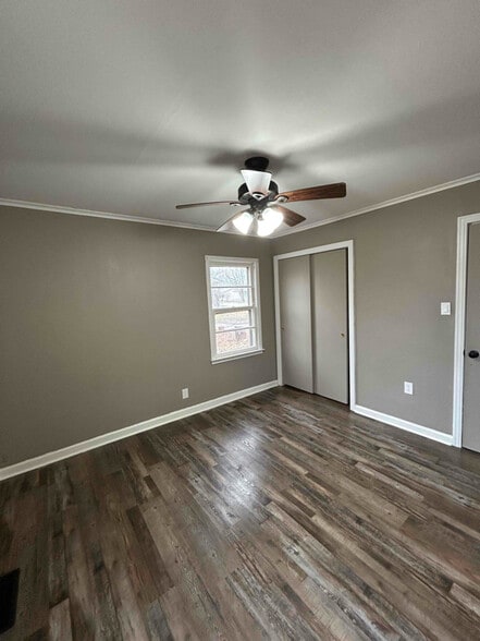 Building Photo - 436 Greenlawn St